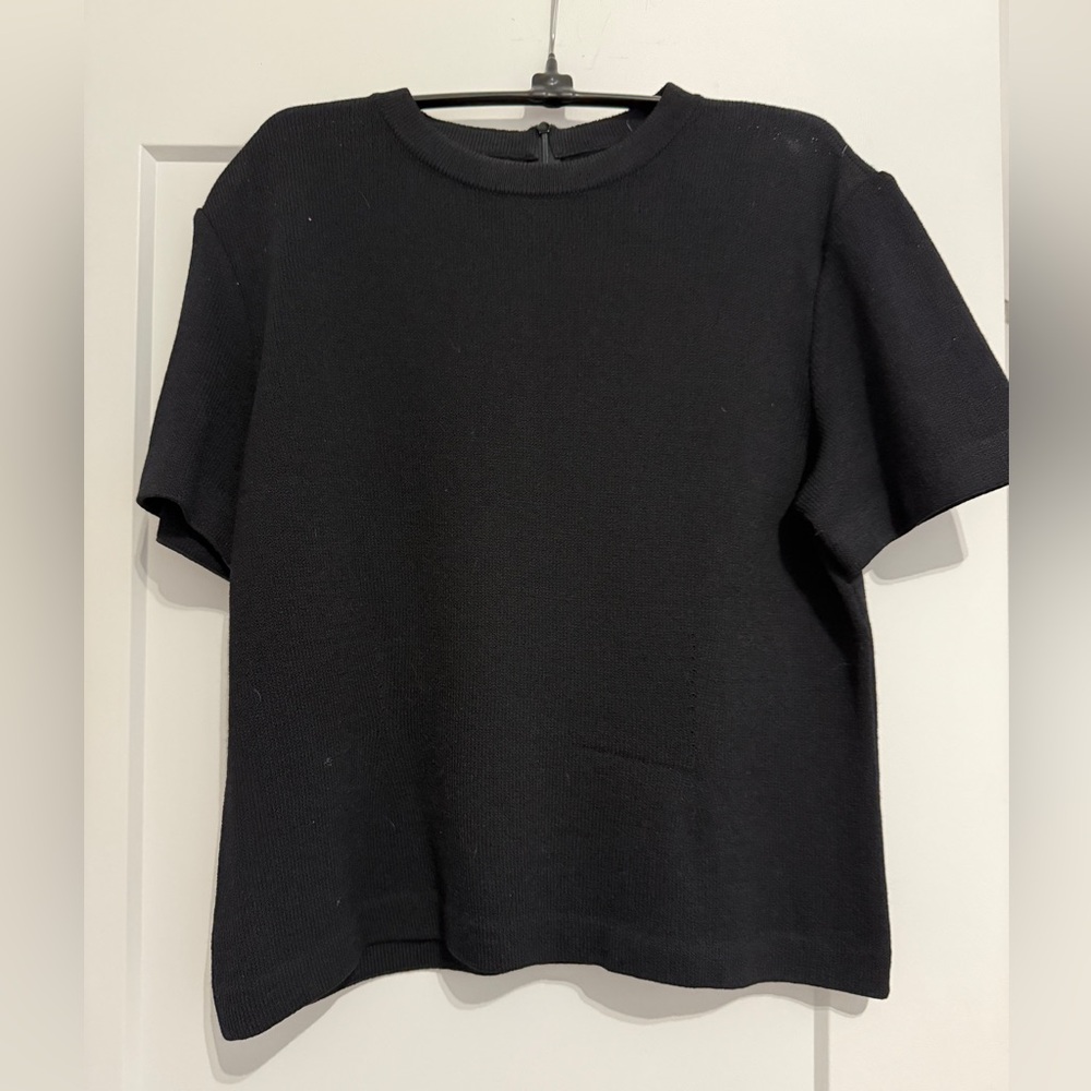 St John Basics Black Santana Knit Round-Neck Short Sleeve Top Women’s Size M